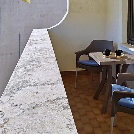 Sea Story 2 Apartment *